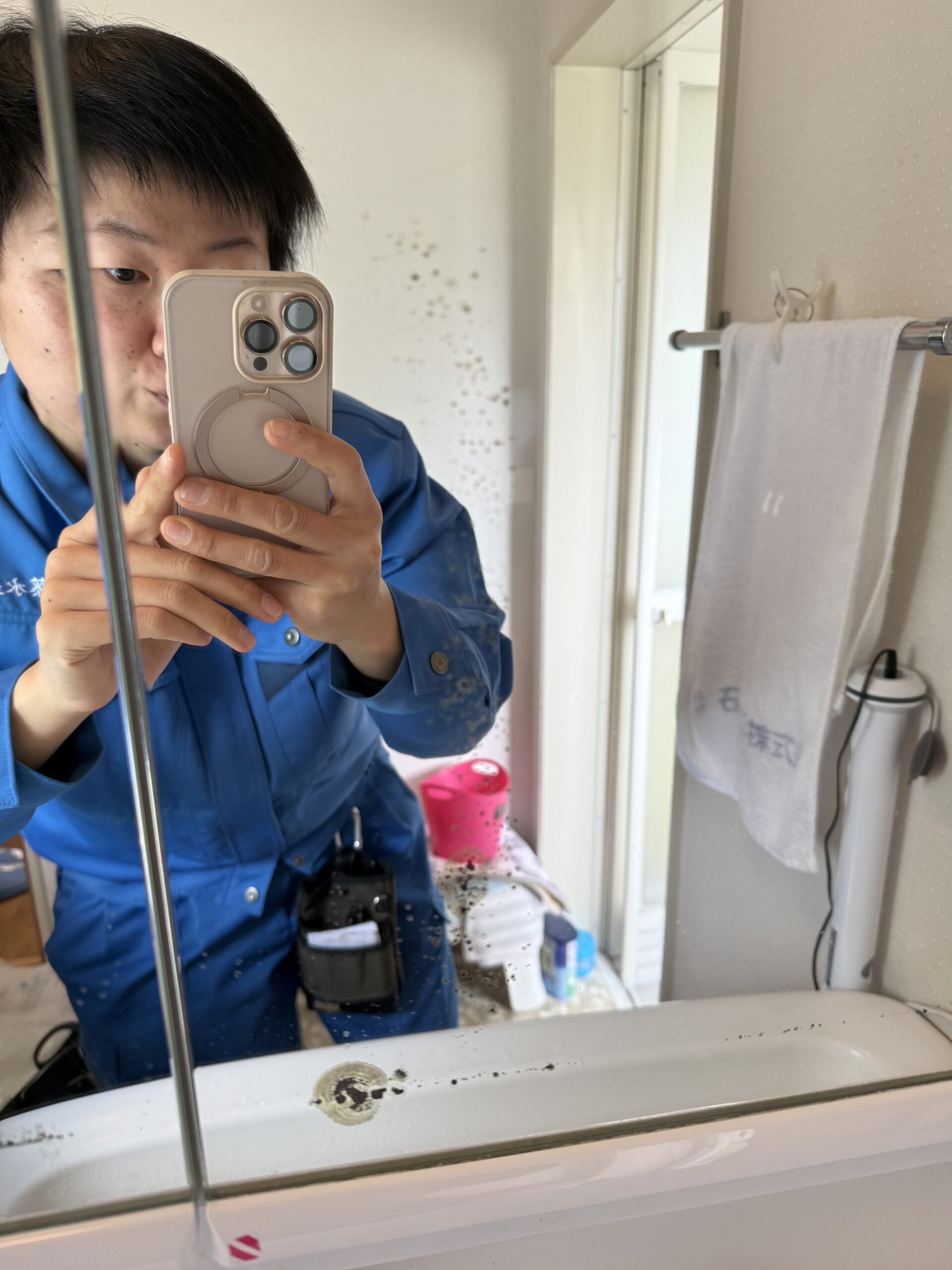 洗面ミラー交換