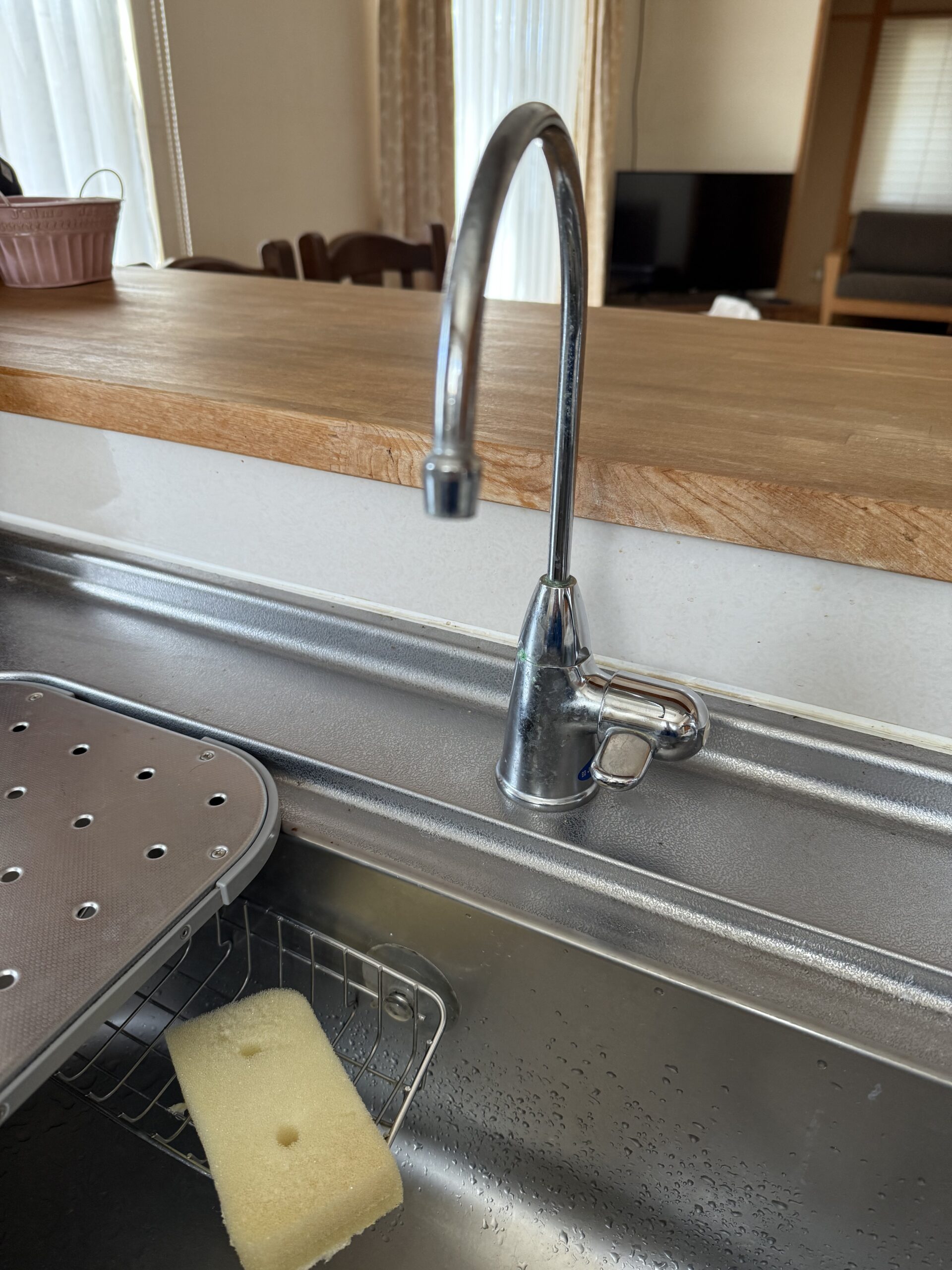 【松山市】浄水器専用水栓を交換