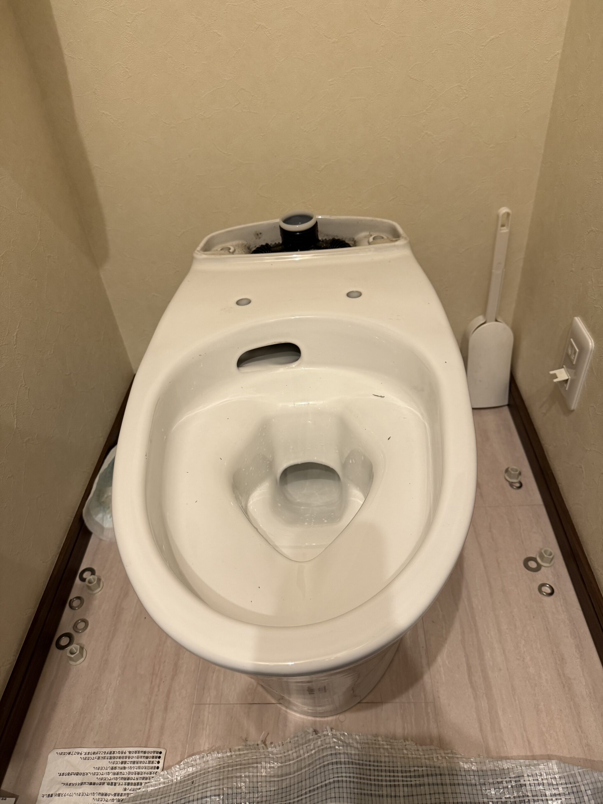 【松山市】トイレ取り外しによるつまり除去