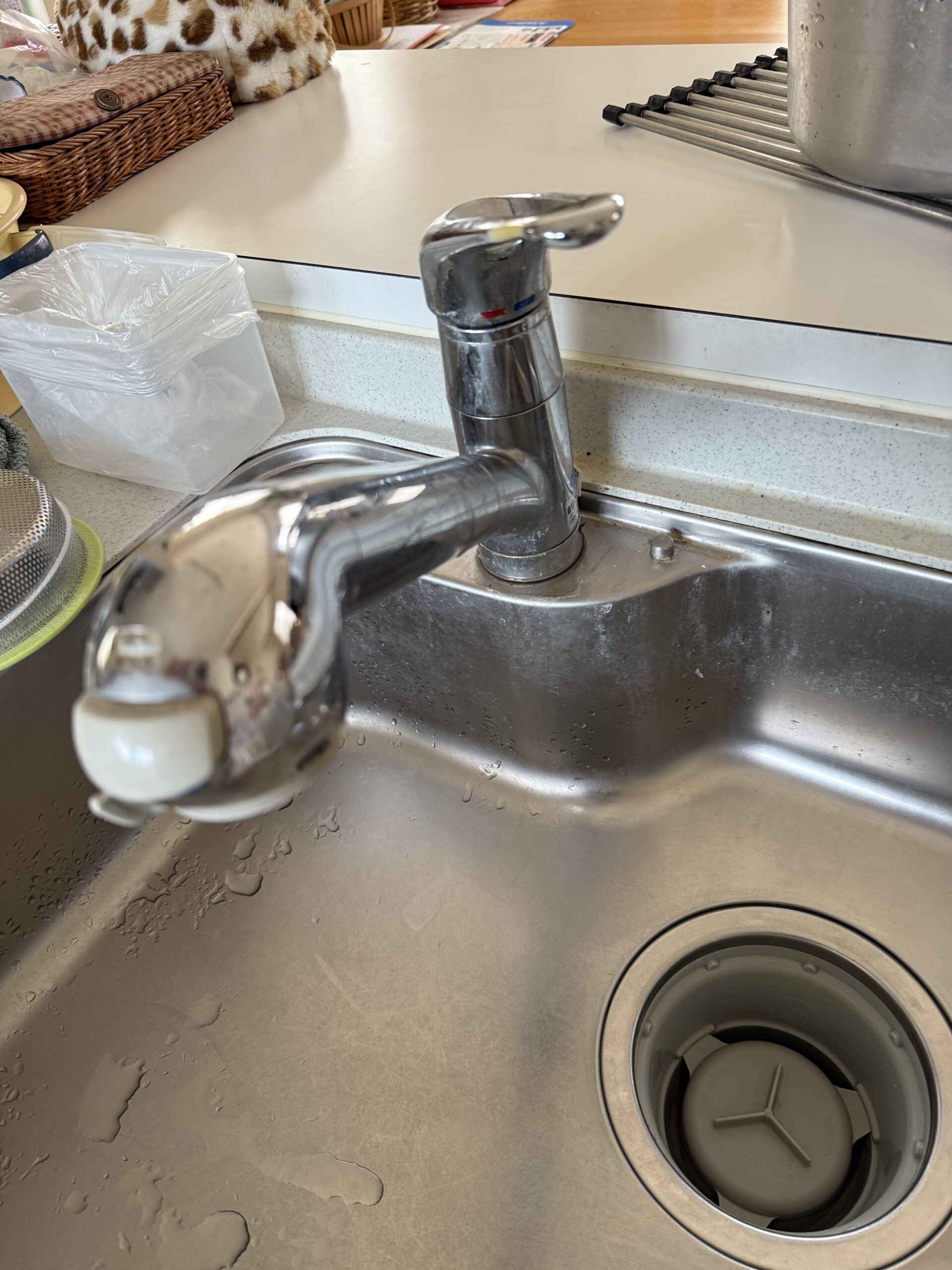 台所シャワーホース水漏れ修理