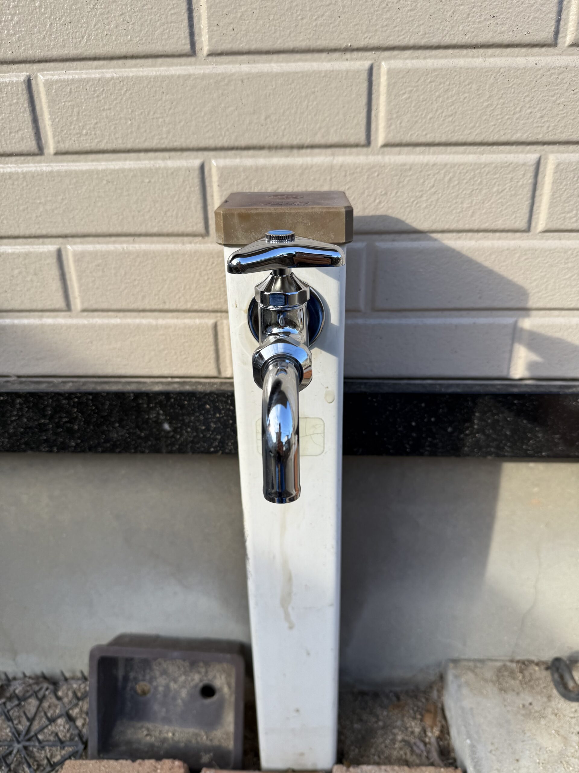 屋外の単水栓交換