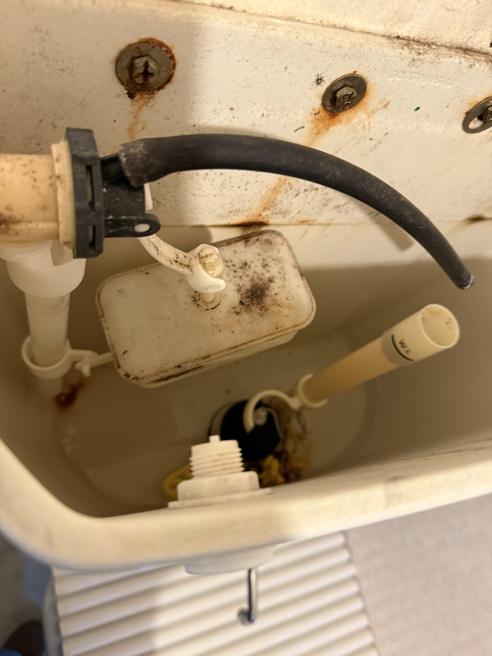 汚物流しタンク部品交換