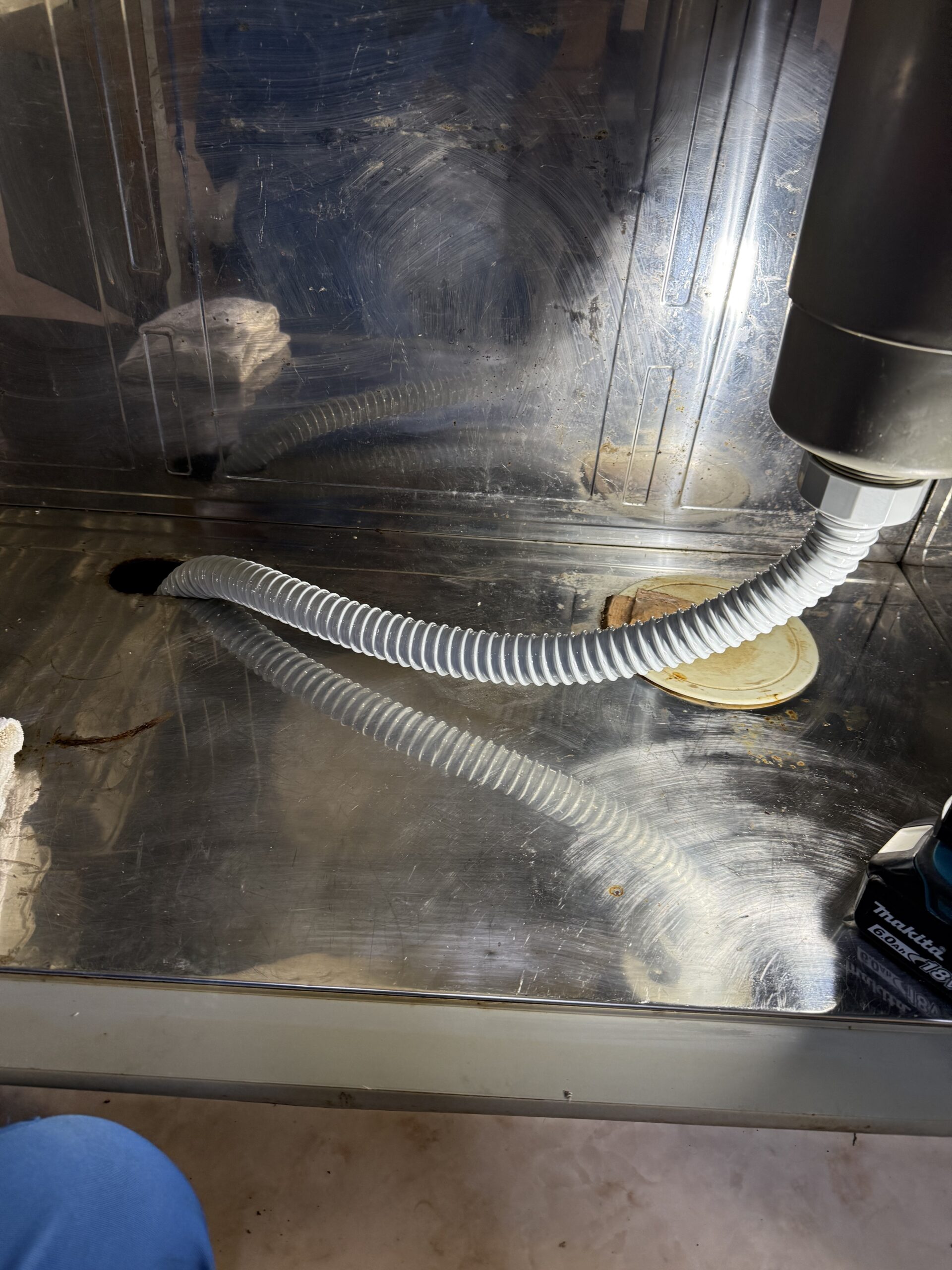 台所排水ホース交換